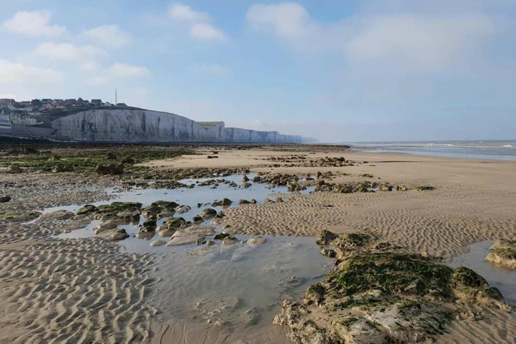 Gite A Bon Port Abbeville 5 Personnes Bagian luar foto
